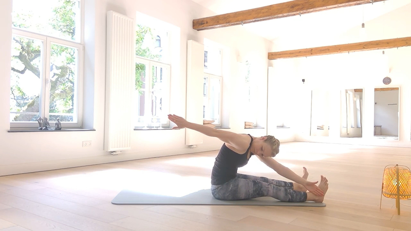 WohnzimmerPilates #019 Pilates online trainieren mit WohnzimmerPilates #019